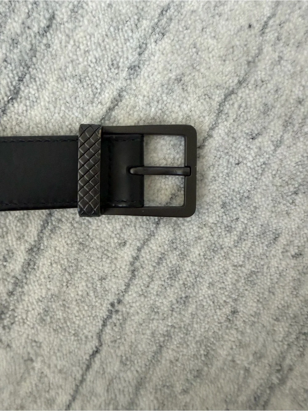 Bottega Veneta Men's Matte Black Woven-Loop Leather Belt